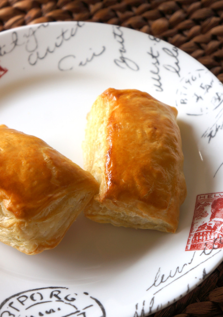 Minced Chicken and Egg Puffs2